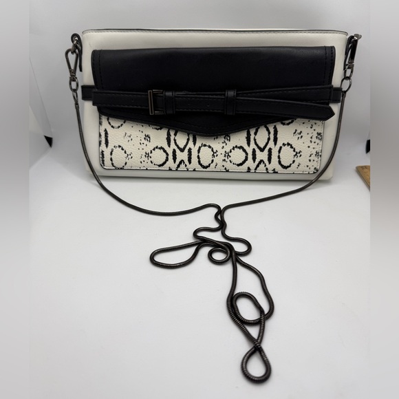 reed bag Handbags - Reed Crossbody Purse Clutch featuring a removable metal chain strap Animal Print